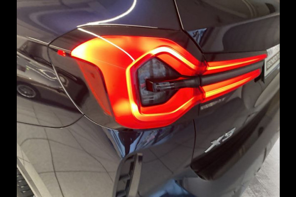 BMW X3 xDrive30e M-SPORT ** LADER, NAVI+, OYSTER LEDER, PANORAMA, TREKH, 20-inch LMV, ADAPT. CRUISE ** 1e EIG - UNFALLFREI ** ** INFORMEER OOK NAAR ONZE AANTREKKELIJKE FINANCIAL-LEASE TARIEVEN **