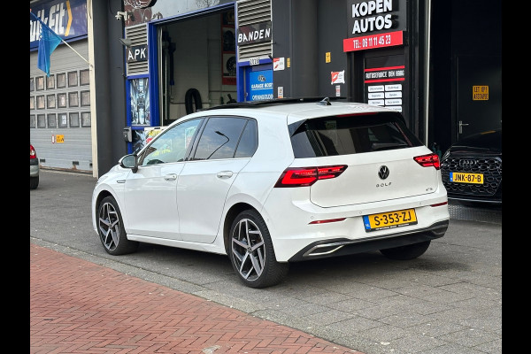 Volkswagen Golf 1.5 eTSI Style Head-Up Memory IQ LIGHT Pano