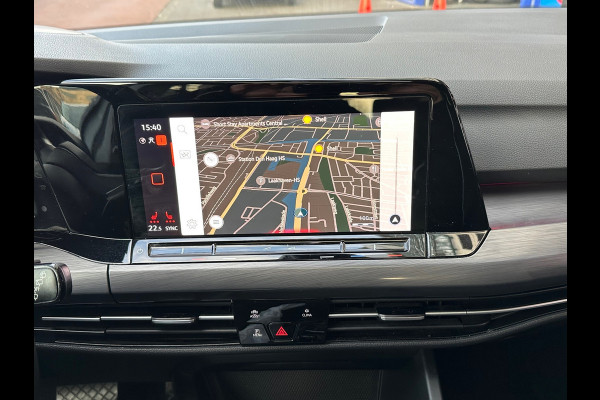 Volkswagen Golf 1.5 eTSI Style Head-Up Memory IQ LIGHT Pano