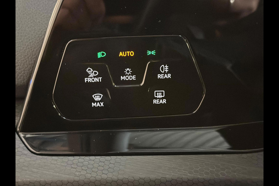 Volkswagen Golf 2.0 TSI GTI Clubsport | NARDO | 300 PK | Pano | IQ. Licht