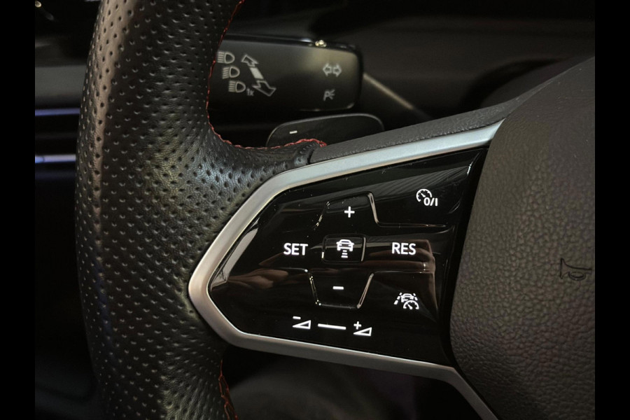 Volkswagen Golf 2.0 TSI GTI Clubsport | NARDO | 300 PK | Pano | IQ. Licht