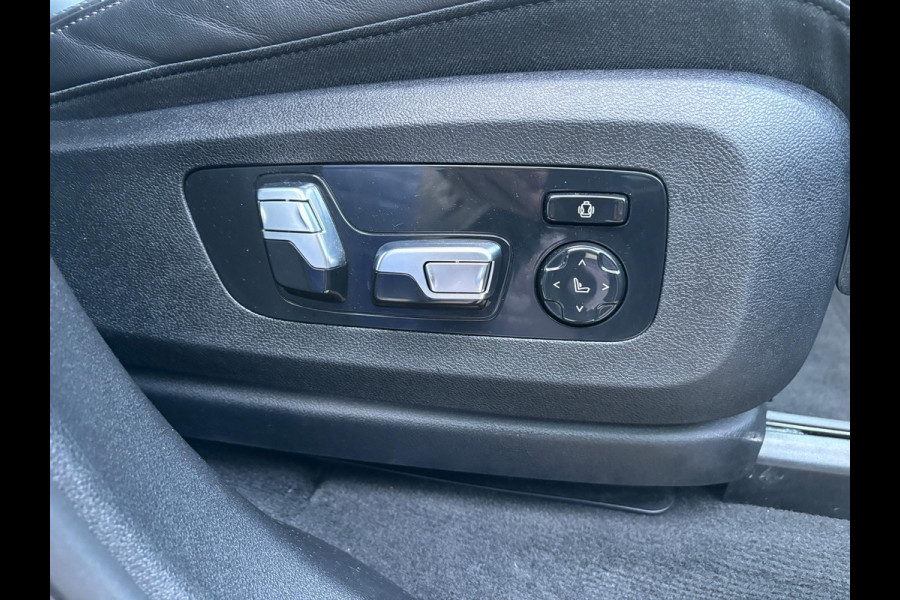 BMW X5 xDrive50e M-Sport PANORAMA DAK HARMAN KARDON 360 CAMERA 22 INCH VELGEN LUCHTVERING