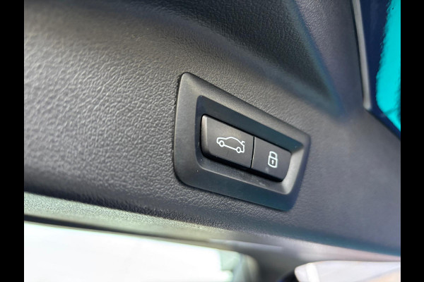 BMW X5 xDrive50e M-Sport PANORAMA DAK HARMAN KARDON 360 CAMERA 22 INCH VELGEN LUCHTVERING