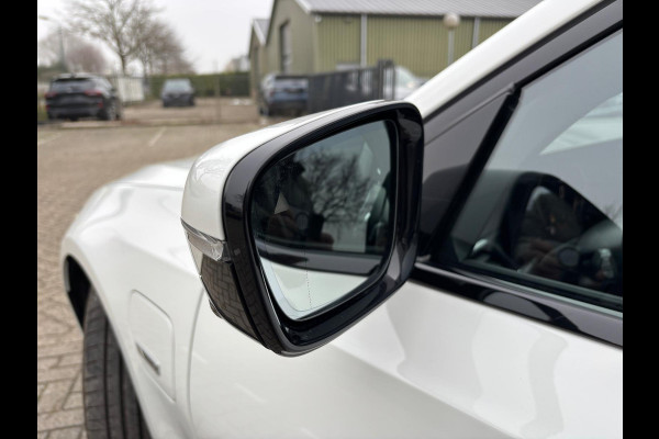 BMW 3 Serie Touring 320e Touring M-Sport PRO PHEV SHADOWLINE ADEPTIVE KOPLAMPEN 360 CAMERA DRIVER ASSIST HEAD-UP DISPLAY INNOVATION PAKKET