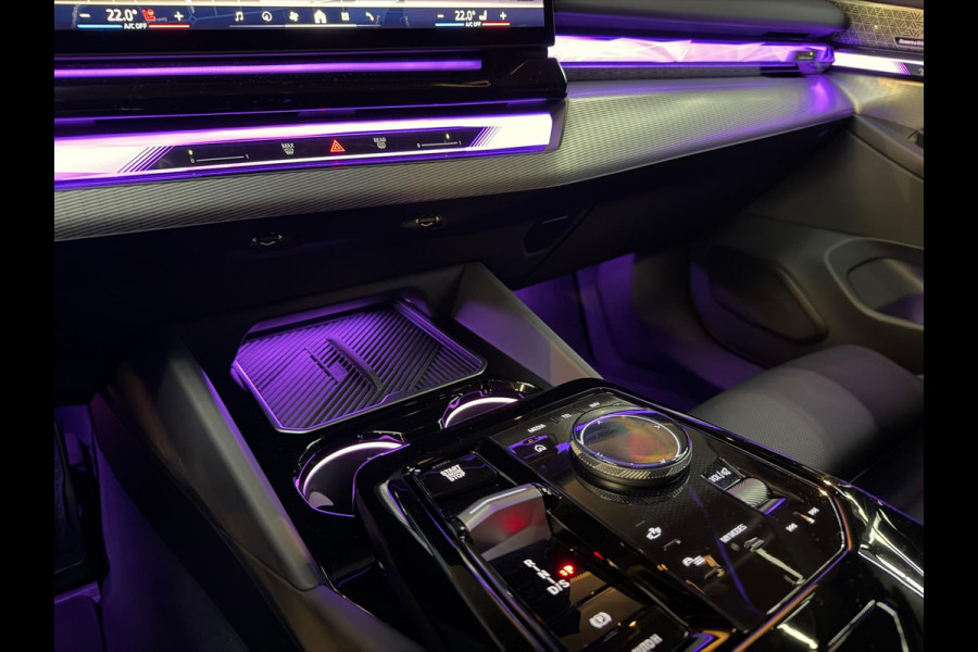 BMW 5 Serie Touring 520i M Sport Pro - Pano - Bowers & Wilkins