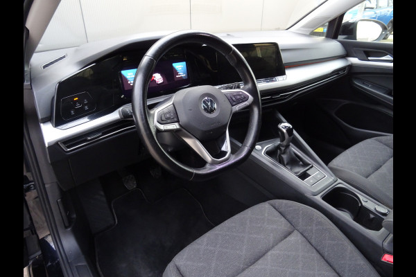 Volkswagen Golf 1.5 TSI Style * PANORAMADAK * KEYLESS * 4 SEIZOENSBANDEN !!