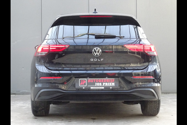 Volkswagen Golf 1.5 TSI Style * PANORAMADAK * KEYLESS * 4 SEIZOENSBANDEN !!