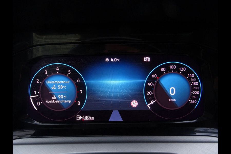 Volkswagen Golf 1.5 TSI Style * PANORAMADAK * KEYLESS * 4 SEIZOENSBANDEN !!