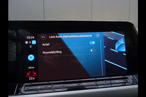 Volkswagen Golf 1.5 TSI Style * PANORAMADAK * KEYLESS * 4 SEIZOENSBANDEN !!