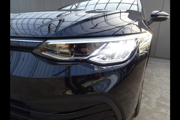 Volkswagen Golf 1.5 TSI Style * PANORAMADAK * KEYLESS * 4 SEIZOENSBANDEN !!