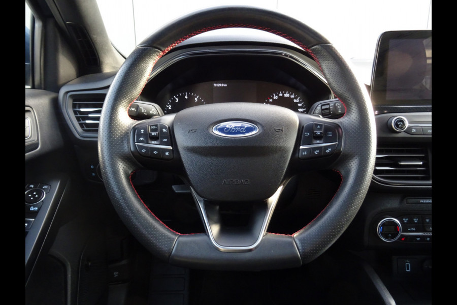 Ford Focus 1.0 EcoBoost Titanium X ST-LINE * PANORAMADAK * 4 SEIZONSBANDEN !!