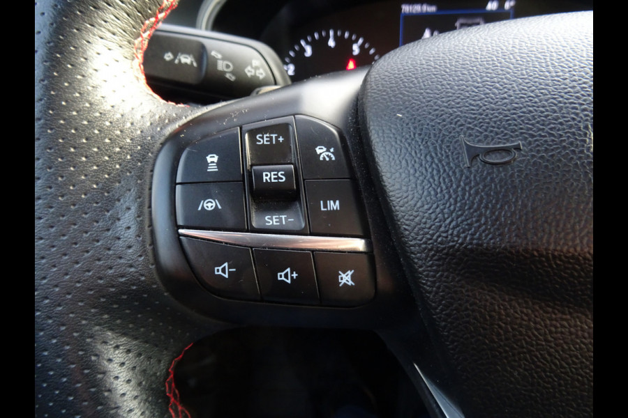 Ford Focus 1.0 EcoBoost Titanium X ST-LINE * PANORAMADAK * 4 SEIZONSBANDEN !!