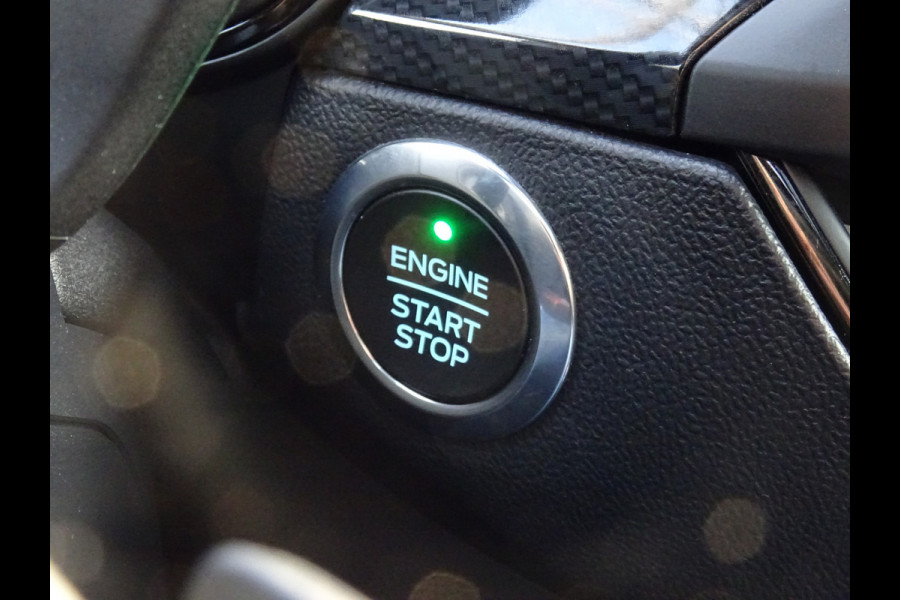 Ford Focus 1.0 EcoBoost Titanium X ST-LINE * PANORAMADAK * 4 SEIZONSBANDEN !!