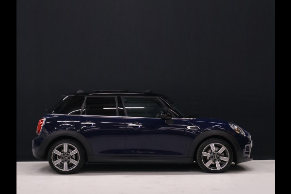 MINI Mini 1.5 Cooper 60 Years Edition [SCHUIFKANTELDAK, HARMAN/KARDON, APPLE CARPLAY, HEAD-UP, STOELVERWARMING, VOL LEDER, PDC V+A, CRUISE, CLIMATE, NIEUWSTAAT]