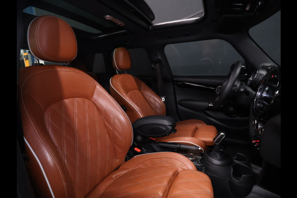 MINI Mini 1.5 Cooper 60 Years Edition [SCHUIFKANTELDAK, HARMAN/KARDON, APPLE CARPLAY, HEAD-UP, STOELVERWARMING, VOL LEDER, PDC V+A, CRUISE, CLIMATE, NIEUWSTAAT]