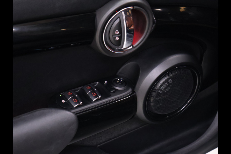 MINI Mini 1.5 Cooper 60 Years Edition [SCHUIFKANTELDAK, HARMAN/KARDON, APPLE CARPLAY, HEAD-UP, STOELVERWARMING, VOL LEDER, PDC V+A, CRUISE, CLIMATE, NIEUWSTAAT]