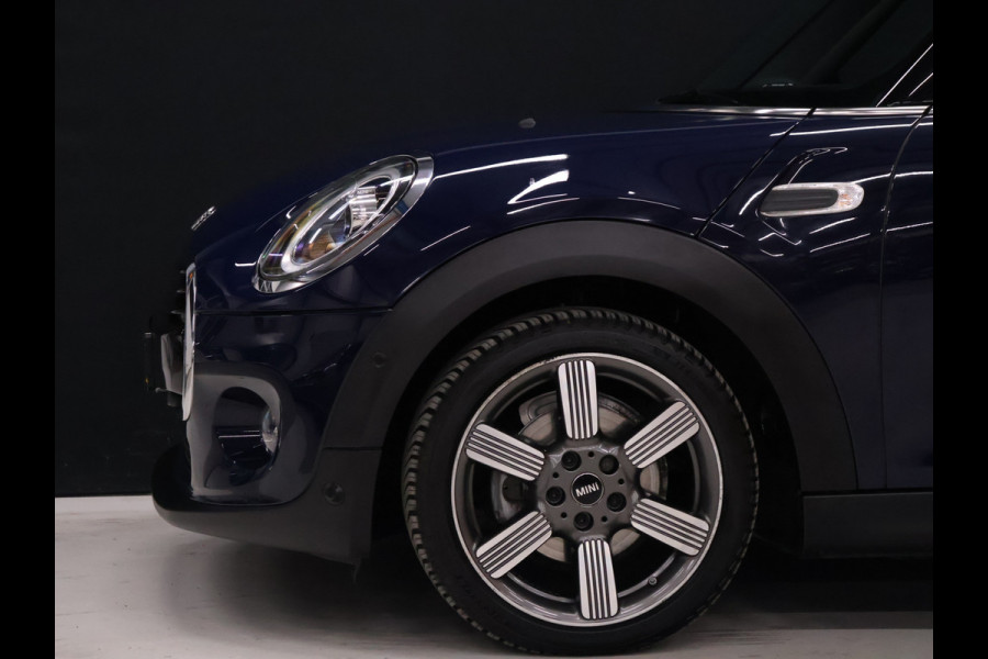 MINI Mini 1.5 Cooper 60 Years Edition [SCHUIFKANTELDAK, HARMAN/KARDON, APPLE CARPLAY, HEAD-UP, STOELVERWARMING, VOL LEDER, PDC V+A, CRUISE, CLIMATE, NIEUWSTAAT]