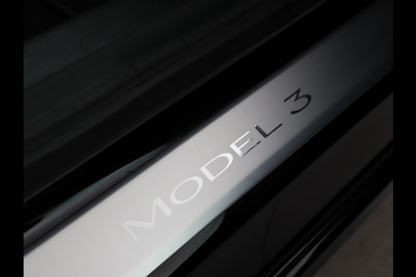 Tesla Model 3 PERFORMANCE 462 PK AWD 75 KWH ORIG. NL + 20 INCH | AUTOPILOT | PANORAMA | LEDER