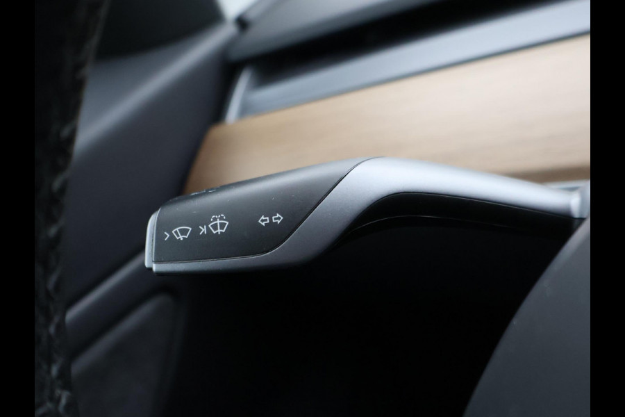 Tesla Model 3 PERFORMANCE 462 PK AWD 75 KWH ORIG. NL + 20 INCH | AUTOPILOT | PANORAMA | LEDER