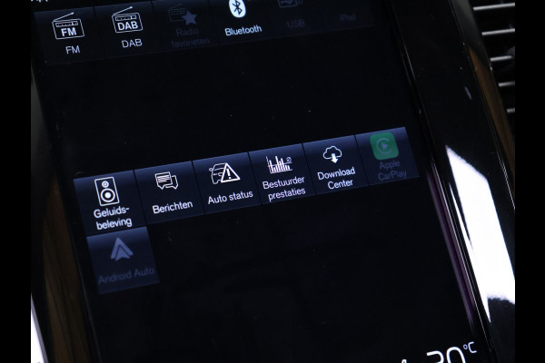 Volvo XC90 2.0 T8 Recharge AWD Inscription Exclusive [DIGITAL DASH, ADAPTIVE CRUISE, CAMERA, BOWERS & WILKINS AUDIO, MEMORY STOELEN, ELEK TREKHAAK, APPLE CARPLAY, CLIMATE CONTROL, HEAD UP DISPLAY, AIRCO ACHTER, NAVIGATIE, NIEUWSTAAT]