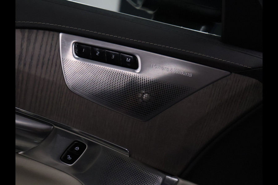 Volvo XC90 2.0 T8 Recharge AWD Inscription Exclusive [DIGITAL DASH, ADAPTIVE CRUISE, CAMERA, BOWERS & WILKINS AUDIO, MEMORY STOELEN, ELEK TREKHAAK, APPLE CARPLAY, CLIMATE CONTROL, HEAD UP DISPLAY, AIRCO ACHTER, NAVIGATIE, NIEUWSTAAT]