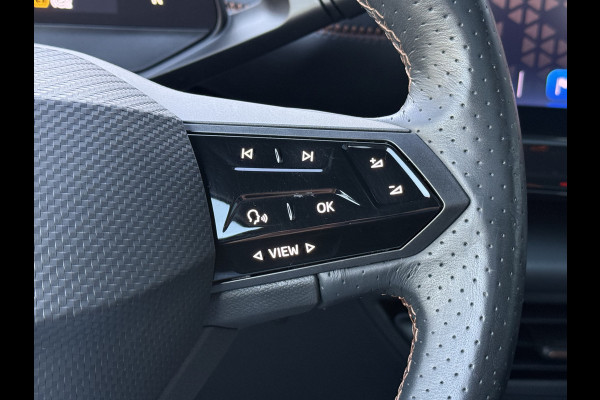 CUPRA Born BWJ 2022 | SOH 92,4% BUS Adrenaline 204PK 62 kWh | PANO DAK | CAMERA A | 19'' LMV | STOELVERW | NAVI | CLIMA | CARPLAY |