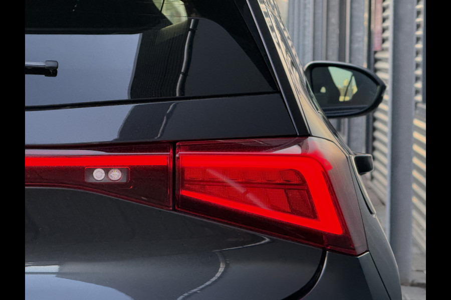 CUPRA Born BWJ 2022 | SOH 92,4% BUS Adrenaline 204PK 62 kWh | PANO DAK | CAMERA A | 19'' LMV | STOELVERW | NAVI | CLIMA | CARPLAY |