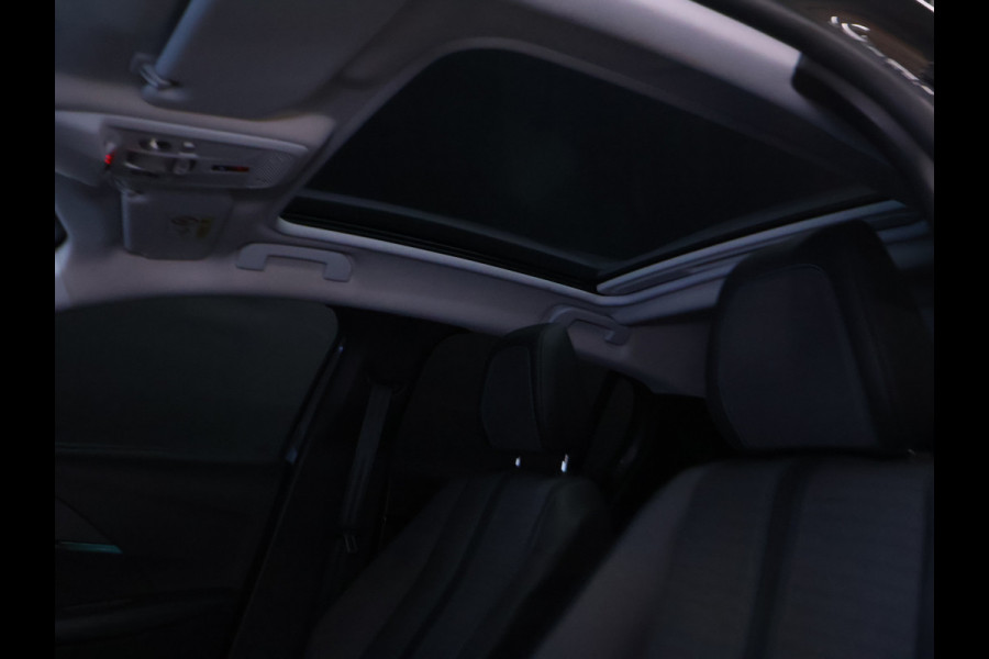 Peugeot 208 1.2 PureTech Blue Lease Allure RIEM VERV. [DIGITAL DASHBOARD, PANORAMADAK, APPLE CARPLAY, CAMERA, PDC V+A, FLIPPERS, NAVIGATIE, NIEUWSTAAT]