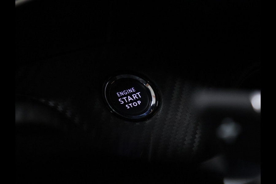 Peugeot 208 1.2 PureTech Blue Lease Allure RIEM VERV. [DIGITAL DASHBOARD, PANORAMADAK, APPLE CARPLAY, CAMERA, PDC V+A, FLIPPERS, NAVIGATIE, NIEUWSTAAT]