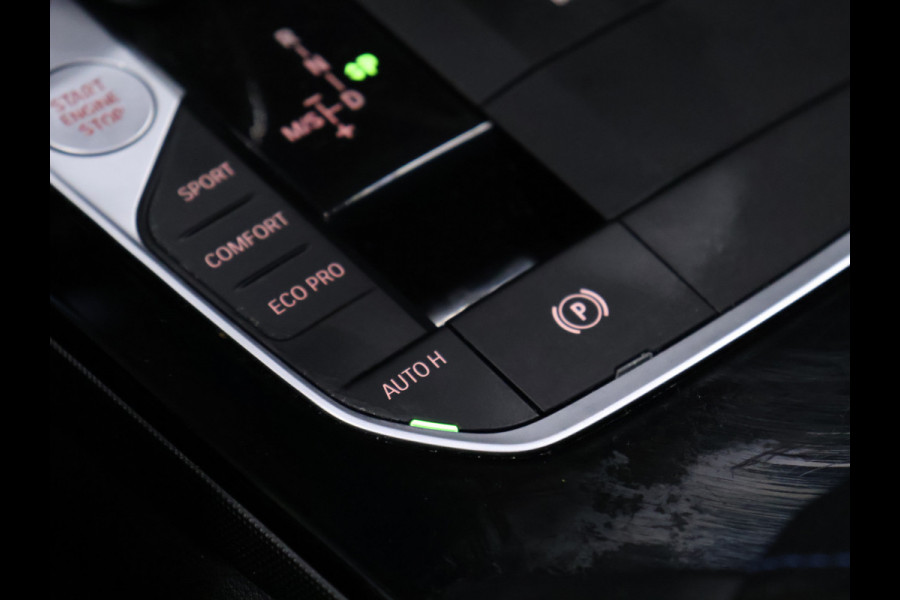 BMW 2 Serie Gran Coupé 218i M-Sport [SCHUIFKANTELDAK, APPLE CARPLAY, ANDROID, CAMERA, PDC V+A, VOL LEDER, CRUISE, CLIMATE, NIEUWSTAAT]