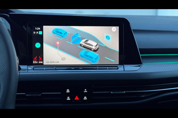 Volkswagen Golf 1.5 eTSI R-Line Pano/H&K/Matrix/Camera