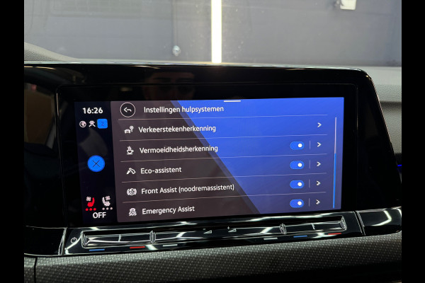 Volkswagen Golf 2.0 TSI R 4M Performance Pano|HuD|Akra|Memory