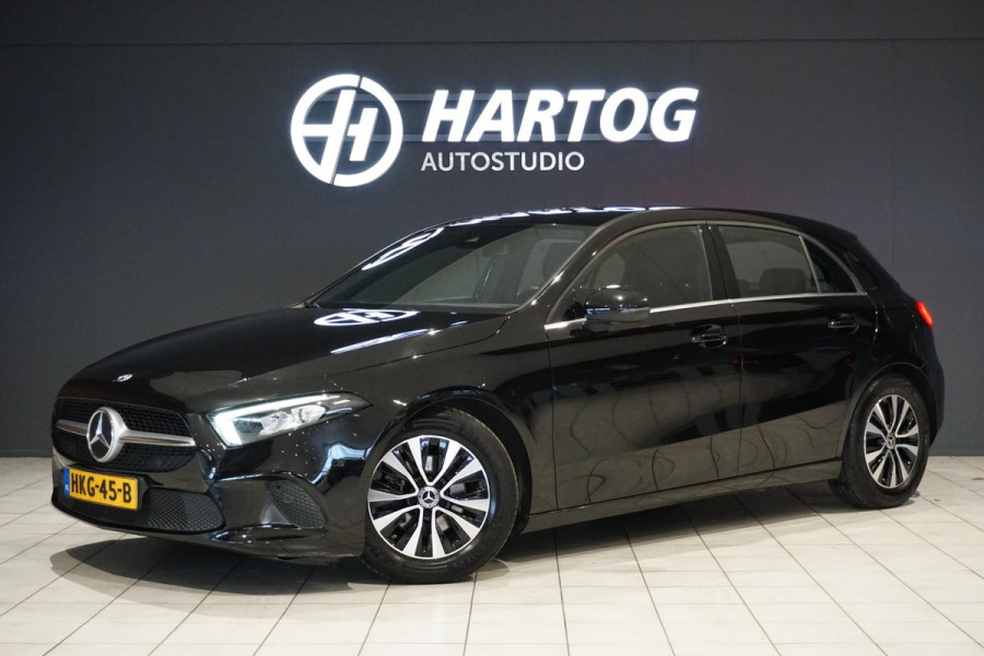 Mercedes-Benz A-Klasse 180 136PK + WIDE SCREEN / CAMERA / STOELVERWARMING /