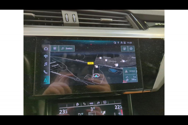 Audi e-tron 55 Aut. Quattro S-Line S-Edition 95kwh | Panorama | S Stoelen | Matrix | Camera |