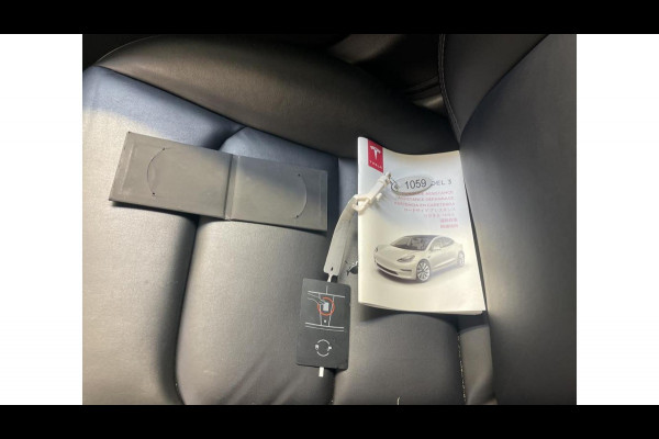 Tesla Model 3 Long Range AWD 75kWh | Panorama | Leder | Navi | Camera