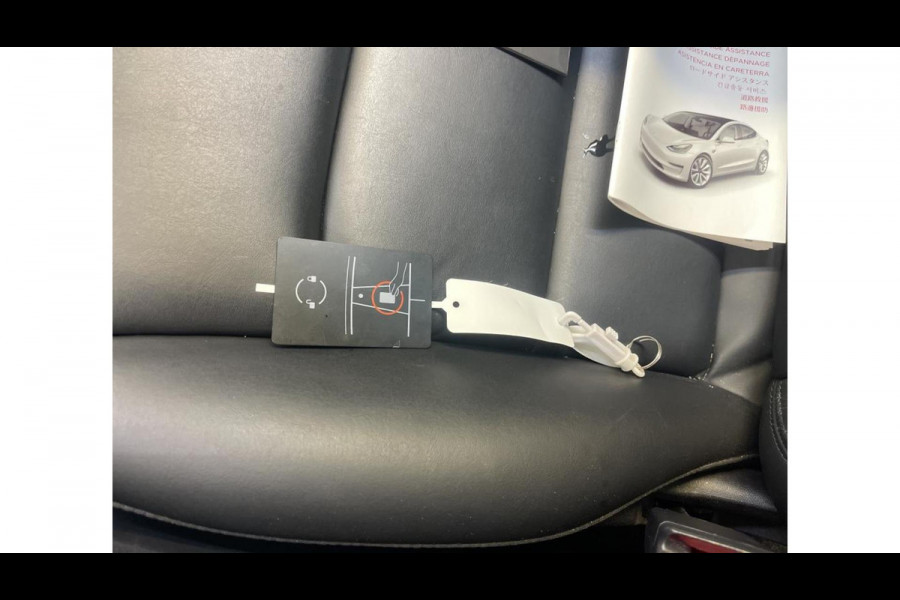 Tesla Model 3 Long Range AWD 75kWh | Panorama | Leder | Navi | Camera