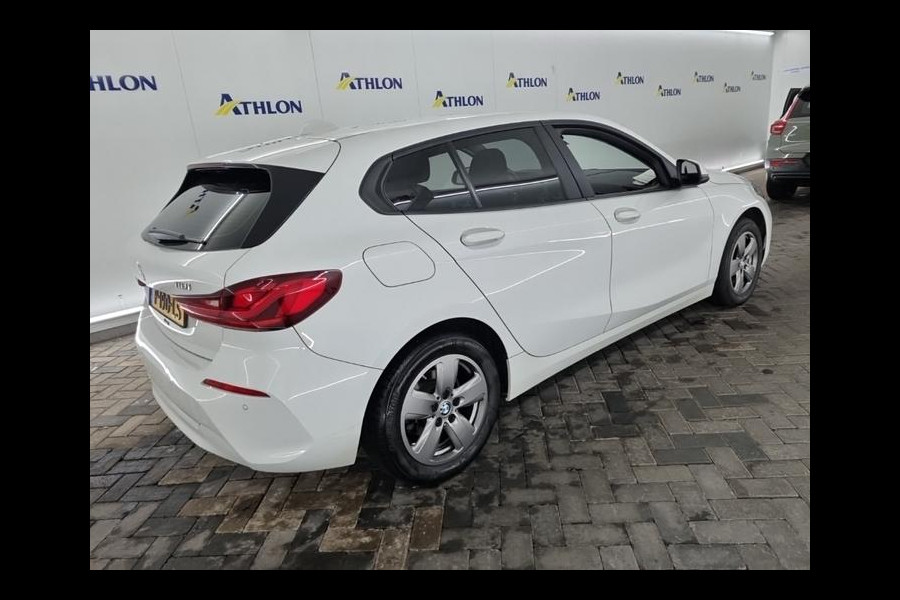 BMW 1-serie 118i Aut. Executive Bus. Edition | LED | Navi | LMV | Virtual Live Cockpit |