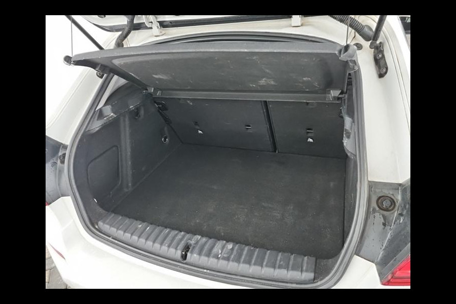 BMW 1-serie 118i Aut. Executive Bus. Edition | LED | Navi | LMV | Virtual Live Cockpit |