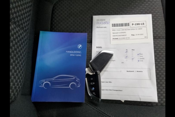 BMW 1-serie 118i Aut. Executive Bus. Edition | LED | Navi | LMV | Virtual Live Cockpit |