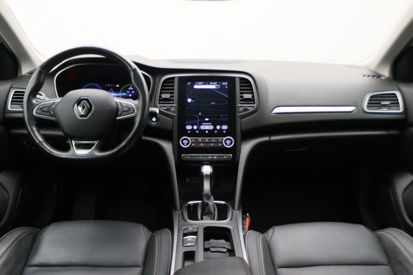 Renault Mégane Estate 1.6 E-Tech Plug-In Hybrid 160 R.S. Line Leer, Schuif-/Kanteldak, Apple Carplay, BOSE, Trekhaak, Camera