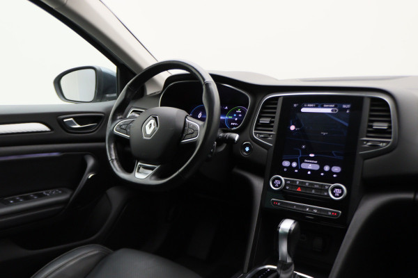 Renault Mégane Estate 1.6 E-Tech Plug-In Hybrid 160 R.S. Line Leer, Schuif-/Kanteldak, Apple Carplay, BOSE, Trekhaak, Camera