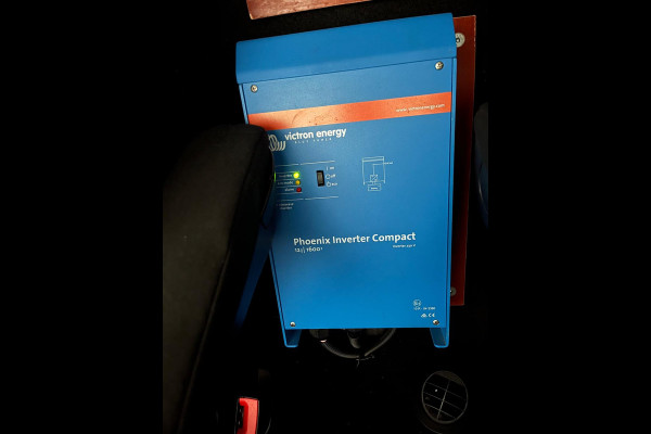 Mercedes-Benz Vito AUTOMAAT SERVICEWAGEN 114 CDI euro6 Lang, BOTT Kasten, Omvormer, Standkachel, Metallic lak, RIJKLAARPRIJS!