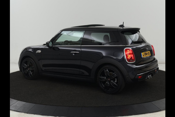 MINI Cooper S 2.0 60 Years | Panoramadak | Stoelverwarming | Leder | Head-Up | Park Assist | Carplay | Navigatie | Keyless | Full LED | Harman/Kardon | Climate control | Cruise control
