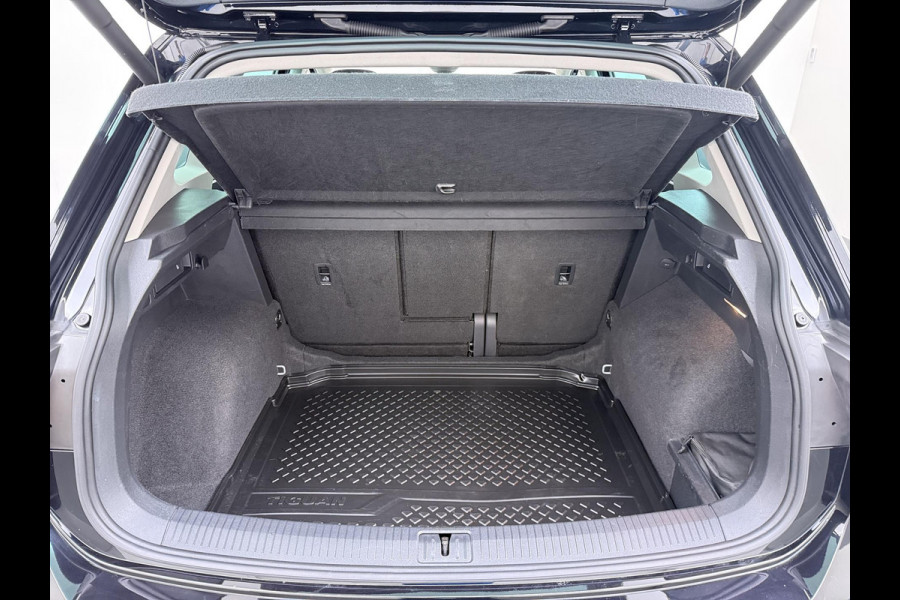 Volkswagen Tiguan 1.5 TSI ACT Comfortline Business AUT. |PANO| ADAPTIVE CRUISE| STOELVERWARMING| ELEK. ACHTERKLEP|  RIJKLAARPRIJS INCL. 12 MND BOVAG GARANTIE