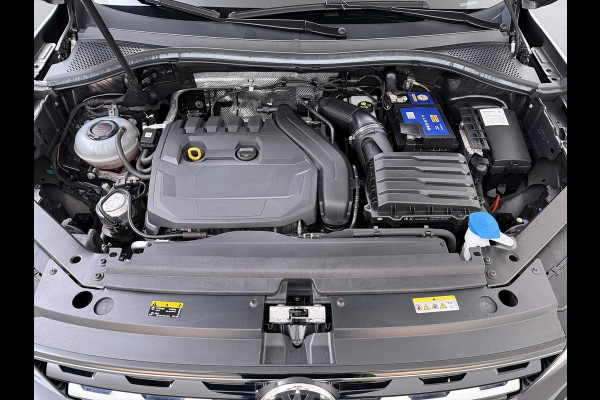 Volkswagen Tiguan 1.5 TSI ACT Comfortline Business AUT. |PANO| ADAPTIVE CRUISE| STOELVERWARMING| ELEK. ACHTERKLEP|  RIJKLAARPRIJS INCL. 12 MND BOVAG GARANTIE