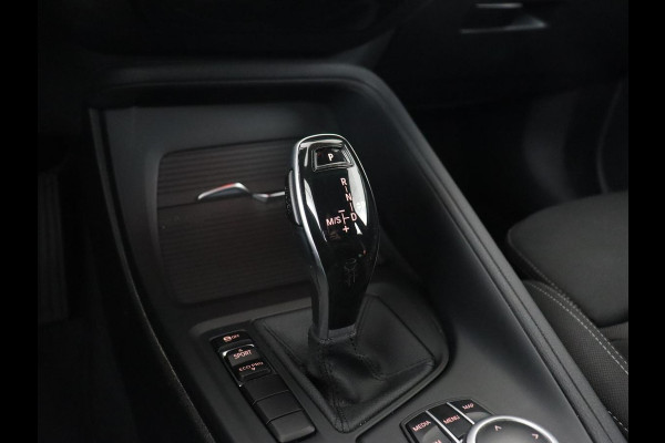 BMW X1 sDrive20i Executive | Sportstoelen | Head-Up | Full LED | Navigatie | DAB | Climate control | Parkeerhulp | Cruise control | Bluetooth