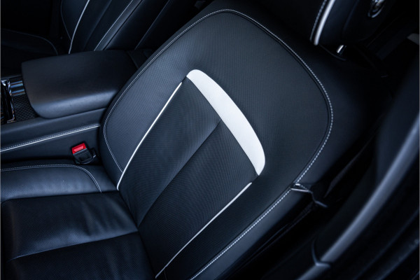 Rolls-Royce Ghost 6.75 V12 - Black Badge | Sterrenhemel | Bespoke Audio | Stoelkoeling & Massage