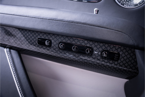 Rolls-Royce Ghost 6.75 V12 - Black Badge | Sterrenhemel | Bespoke Audio | Stoelkoeling & Massage