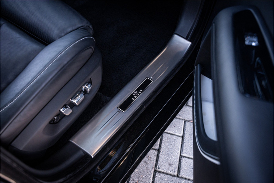 Rolls-Royce Ghost 6.75 V12 - Black Badge | Sterrenhemel | Bespoke Audio | Stoelkoeling & Massage