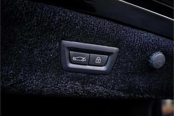 Rolls-Royce Ghost 6.75 V12 - Black Badge | Sterrenhemel | Bespoke Audio | Stoelkoeling & Massage